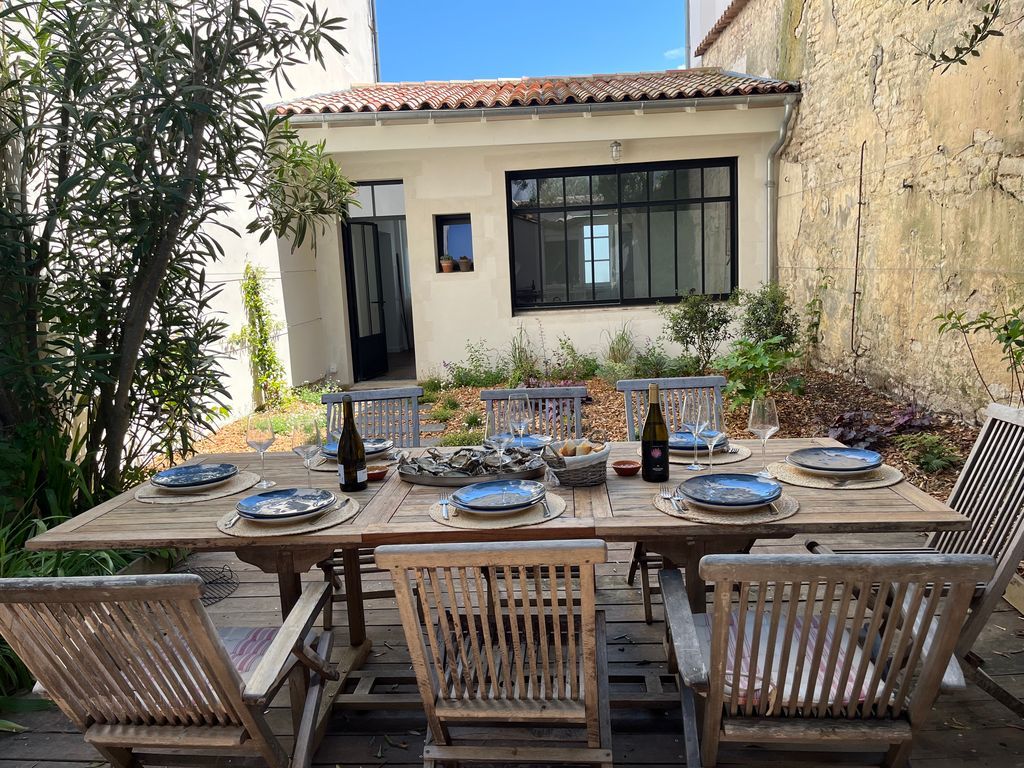 Photo 29 : NC d'une maison situ&eacute;e &agrave; Saint-Martin-de-R&eacute;, &icirc;le de R&eacute;.