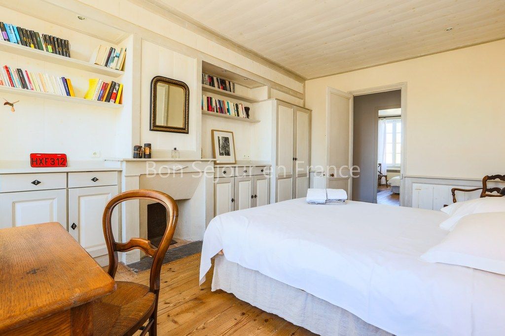 Photo 18 : NC d'une maison situ&eacute;e &agrave; Saint-Martin-de-R&eacute;, &icirc;le de R&eacute;.