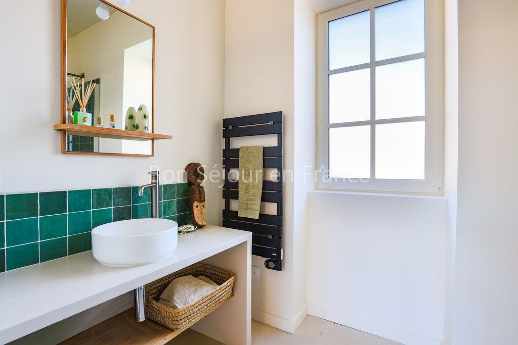 Photo 15 : NC d'une maison situ&eacute;e &agrave; Saint-Martin-de-R&eacute;, &icirc;le de R&eacute;.