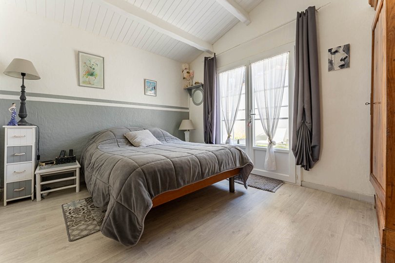 Photo 5 :  d'une maison situ&eacute;e &agrave; Le Bois-Plage-en-R&eacute;, &icirc;le de R&eacute;.