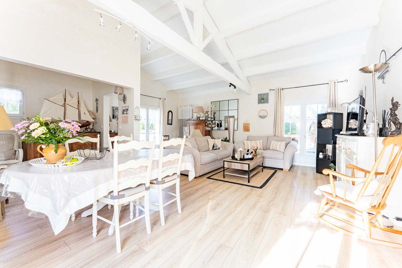 Photo 12 :  d'une maison situ&eacute;e &agrave; Le Bois-Plage-en-R&eacute;, &icirc;le de R&eacute;.