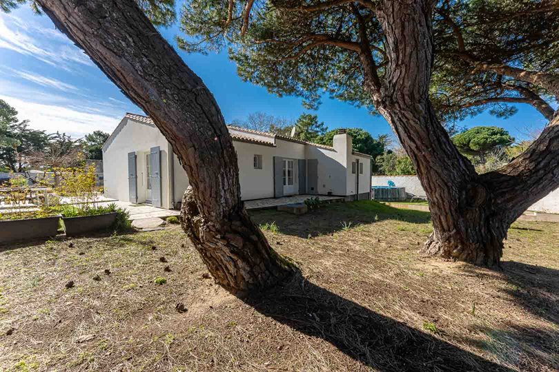 Photo 23 :  d'une maison situ&eacute;e &agrave; Le Bois-Plage-en-R&eacute;, &icirc;le de R&eacute;.