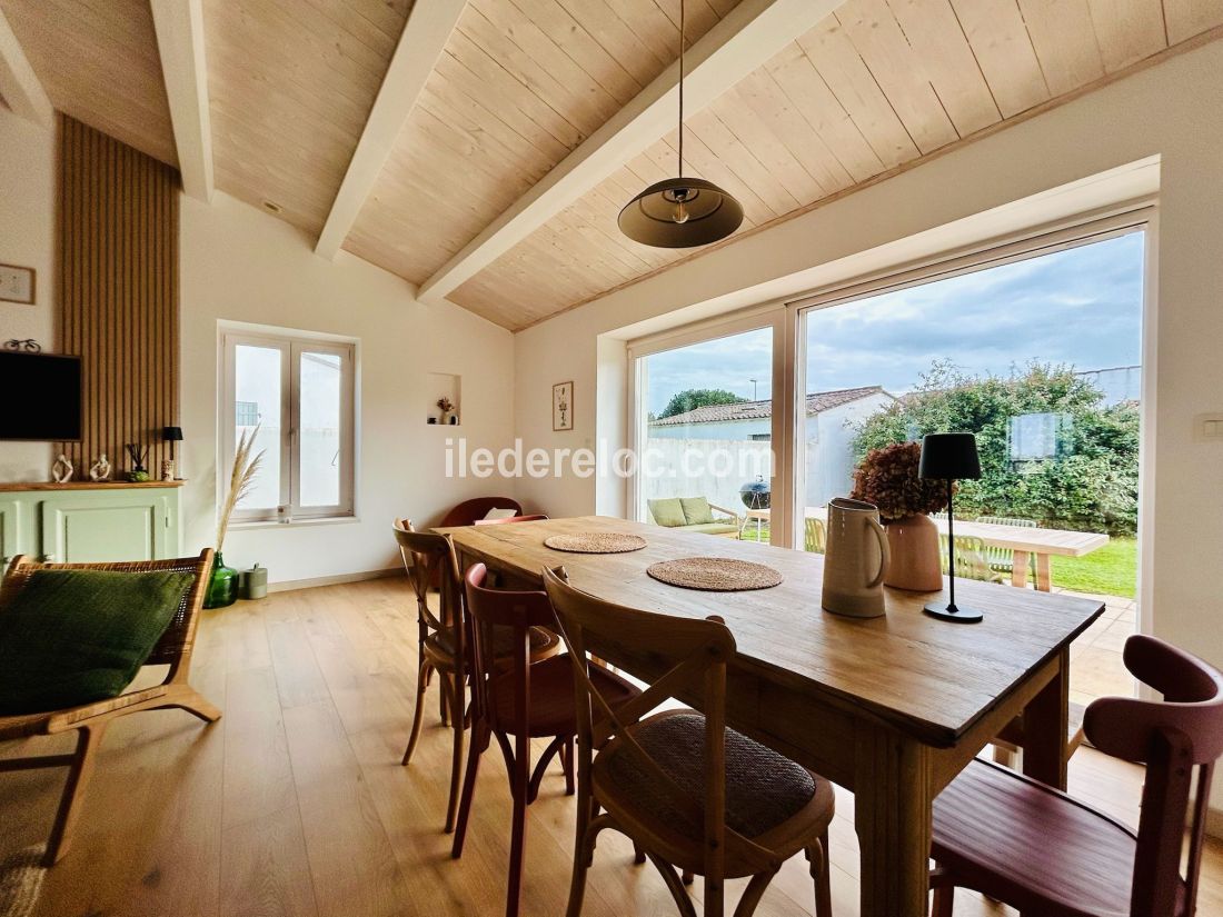 Photo 10 : SEJOUR d'une maison situ&eacute;e &agrave; La Couarde-sur-mer, &icirc;le de R&eacute;.