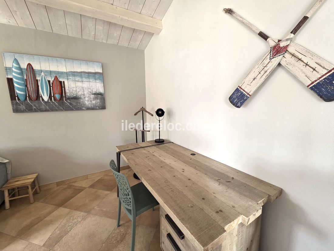 Photo 24 : BUREAU d'une maison situ&eacute;e &agrave; La Couarde-sur-mer, &icirc;le de R&eacute;.