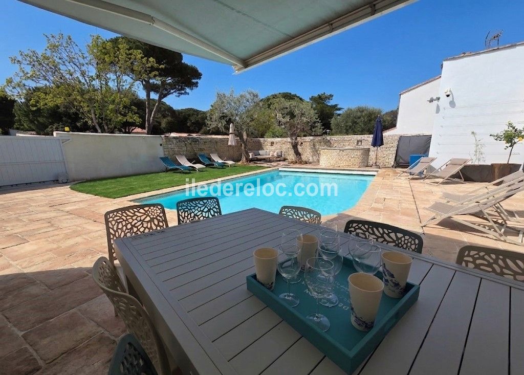 Photo 9 : EXTERIEUR d'une maison situ&eacute;e &agrave; La Couarde-sur-mer, &icirc;le de R&eacute;.