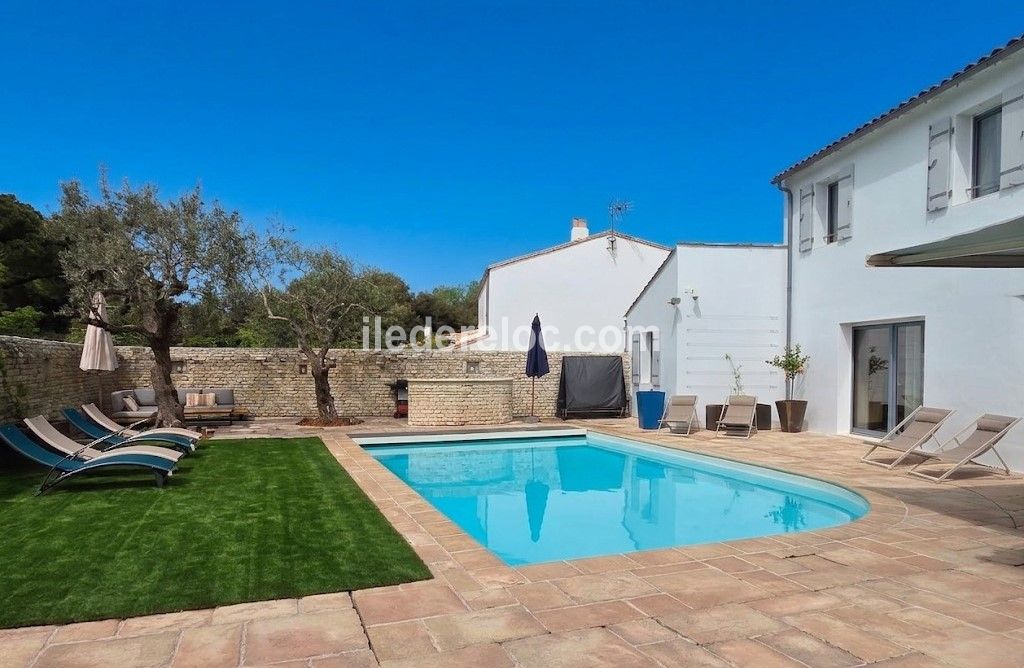 Photo 8 : EXTERIEUR d'une maison situ&eacute;e &agrave; La Couarde-sur-mer, &icirc;le de R&eacute;.