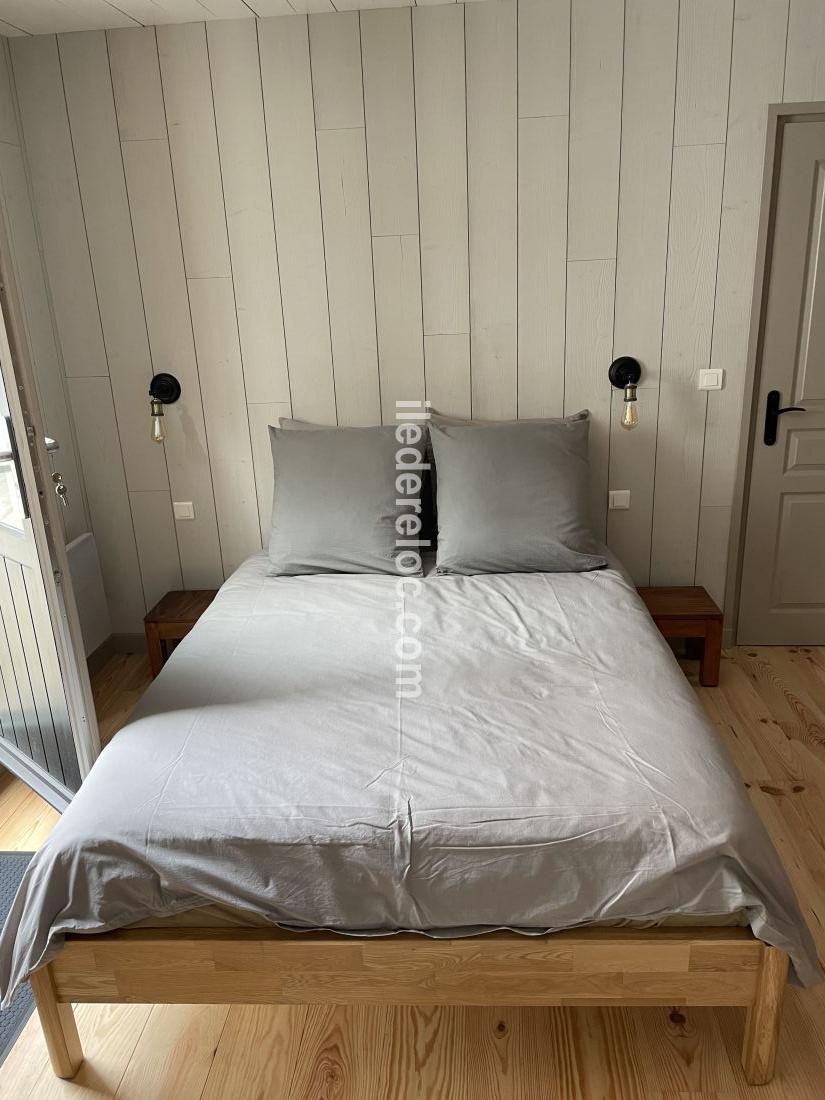 Photo 30 : CHAMBRE d'une maison situ&eacute;e &agrave; La Couarde-sur-mer, &icirc;le de R&eacute;.