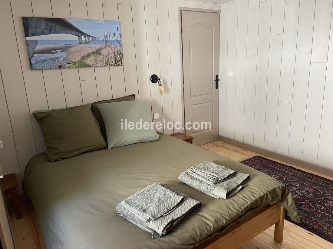 Photo 29 : CHAMBRE d'une maison situ&eacute;e &agrave; La Couarde-sur-mer, &icirc;le de R&eacute;.