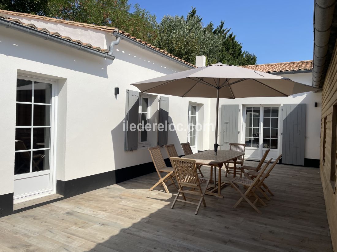 Photo 4 : PATIO d'une maison situ&eacute;e &agrave; La Couarde-sur-mer, &icirc;le de R&eacute;.