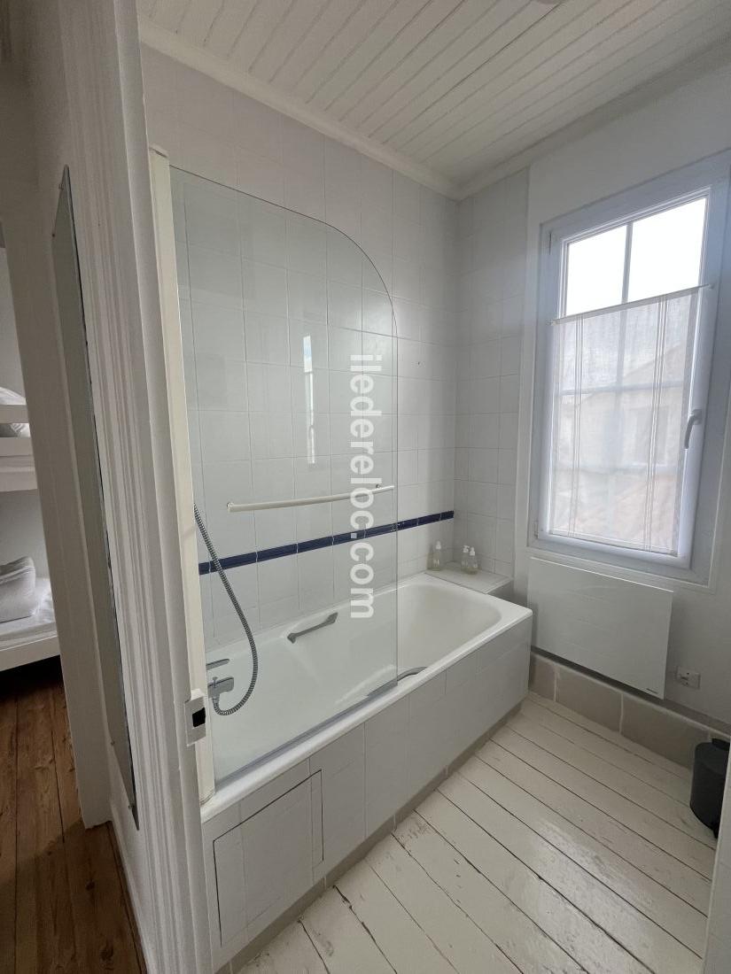 Photo 15 : NC d'une maison situ&eacute;e &agrave; Saint-Cl&eacute;ment-des-Baleines, &icirc;le de R&eacute;.