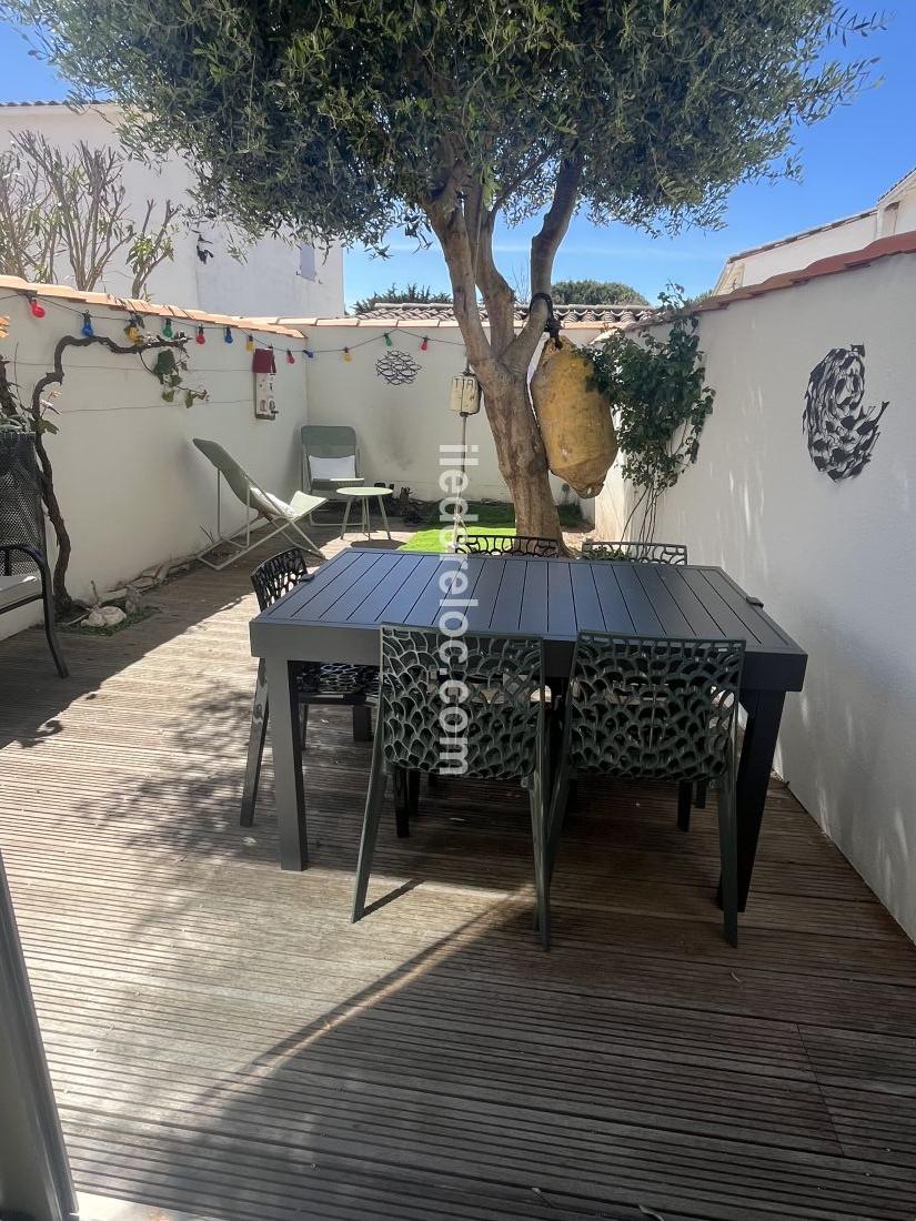 Photo 23 : TERRASSE d'une maison situ&eacute;e &agrave; La Couarde-sur-mer, &icirc;le de R&eacute;.