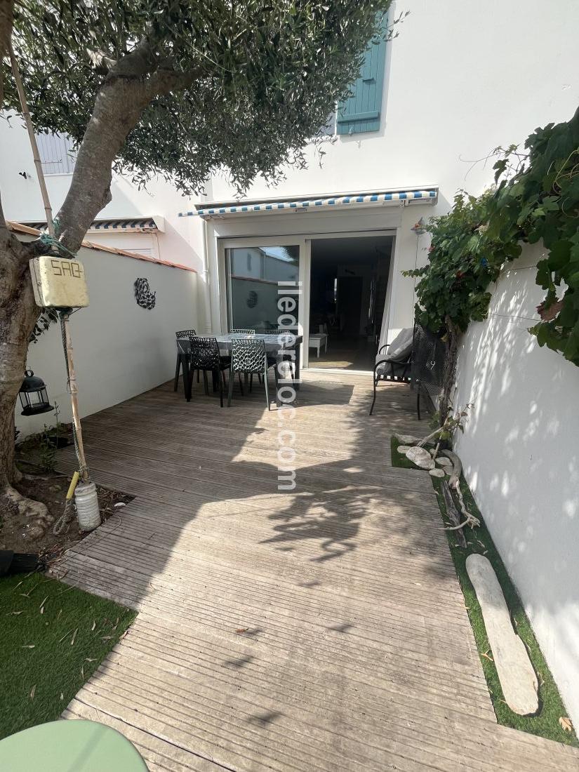 Photo 27 : TERRASSE d'une maison situ&eacute;e &agrave; La Couarde-sur-mer, &icirc;le de R&eacute;.