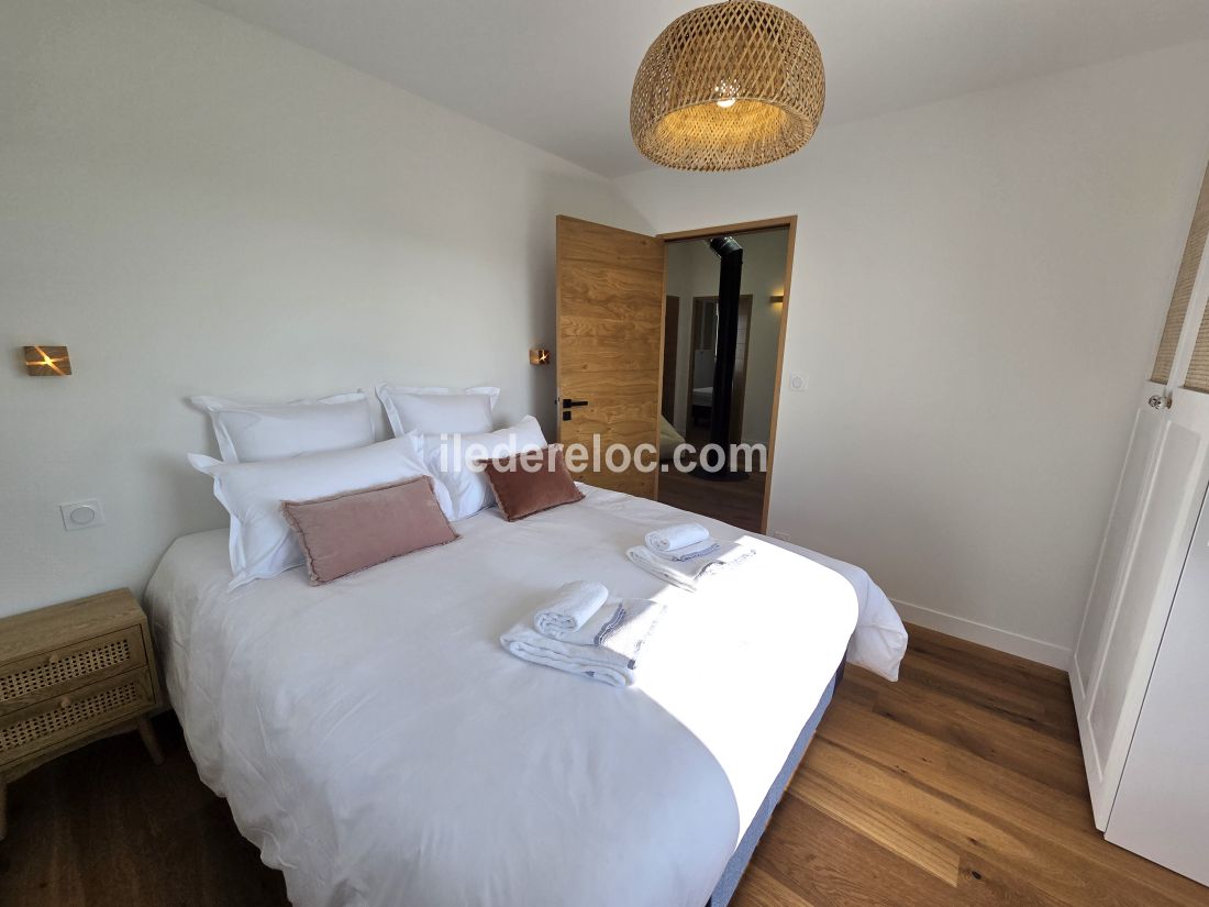 Photo 37 : CHAMBRE d'une maison situ&eacute;e &agrave; La Couarde-sur-mer, &icirc;le de R&eacute;.