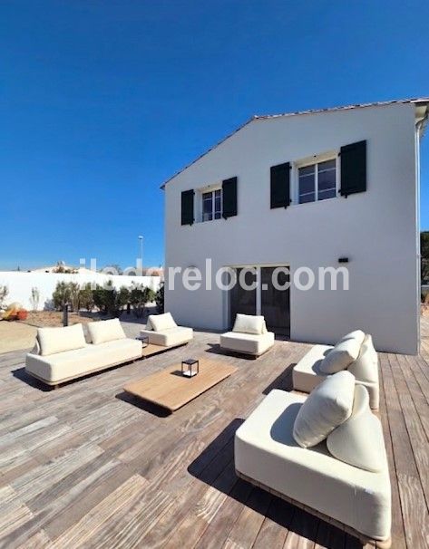 Photo 5 : TERRASSE d'une maison situ&eacute;e &agrave; La Couarde-sur-mer, &icirc;le de R&eacute;.