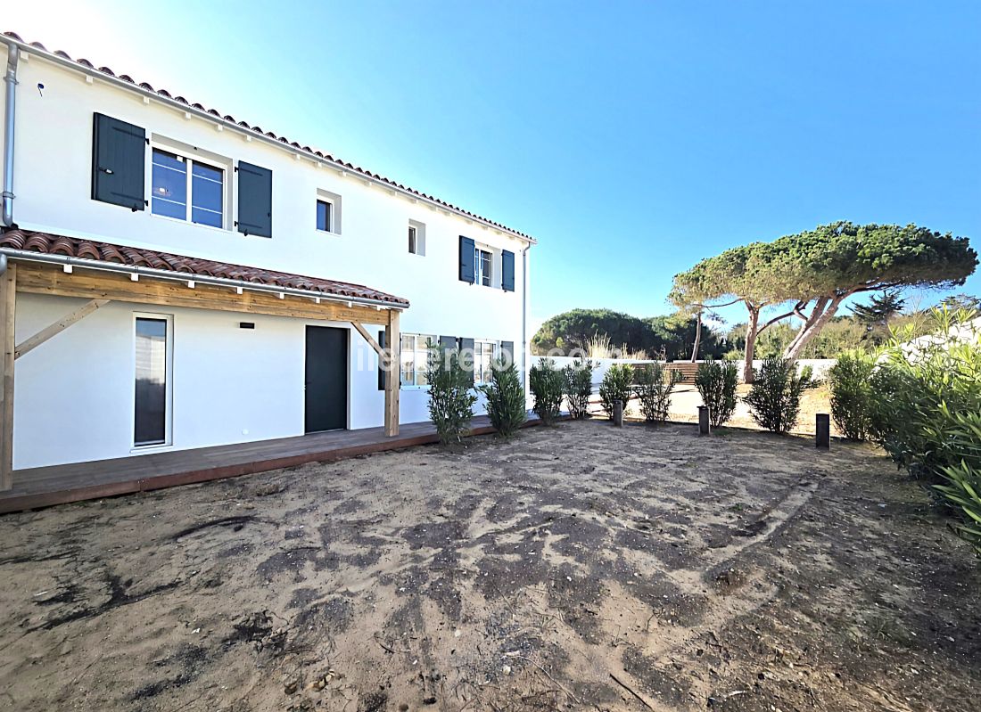 Photo 47 : EXTERIEUR d'une maison situ&eacute;e &agrave; La Couarde-sur-mer, &icirc;le de R&eacute;.