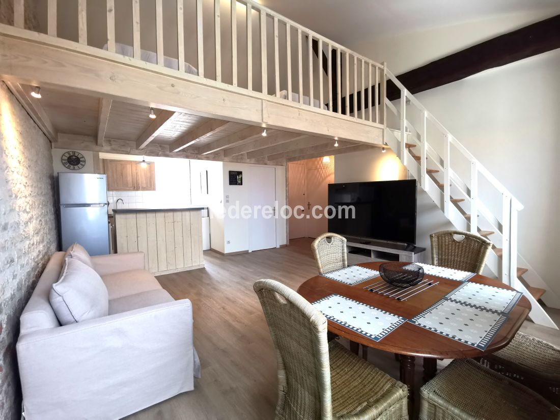 Photo 5 : NC d'une maison situ&eacute;e &agrave; Saint-Martin-de-R&eacute;, &icirc;le de R&eacute;.