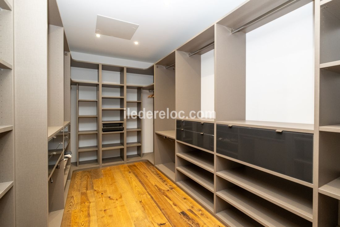 Photo 13 : NC d'une maison situ&eacute;e &agrave; Rivedoux-Plage, &icirc;le de R&eacute;.