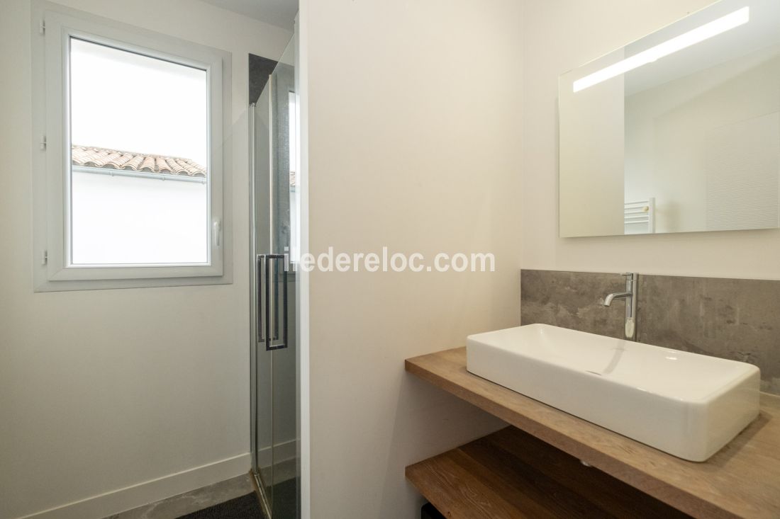 Photo 17 : NC d'une maison situ&eacute;e &agrave; Rivedoux-Plage, &icirc;le de R&eacute;.