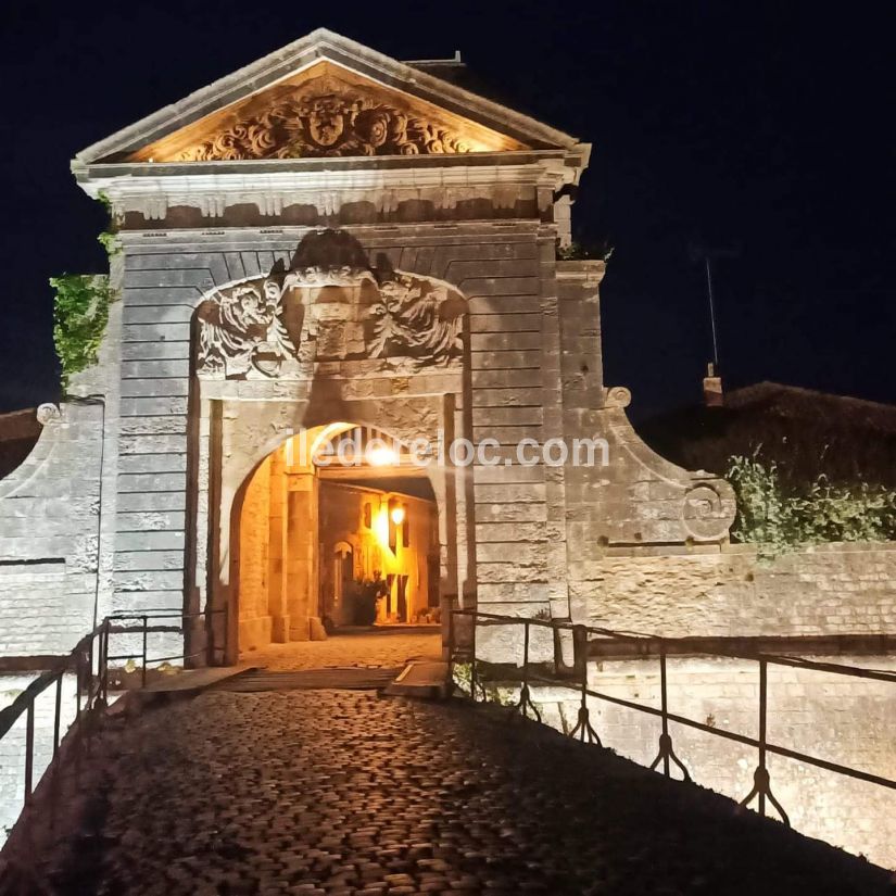 Photo 79 : NC d'une maison situ&eacute;e &agrave; Saint-Martin-de-R&eacute;, &icirc;le de R&eacute;.