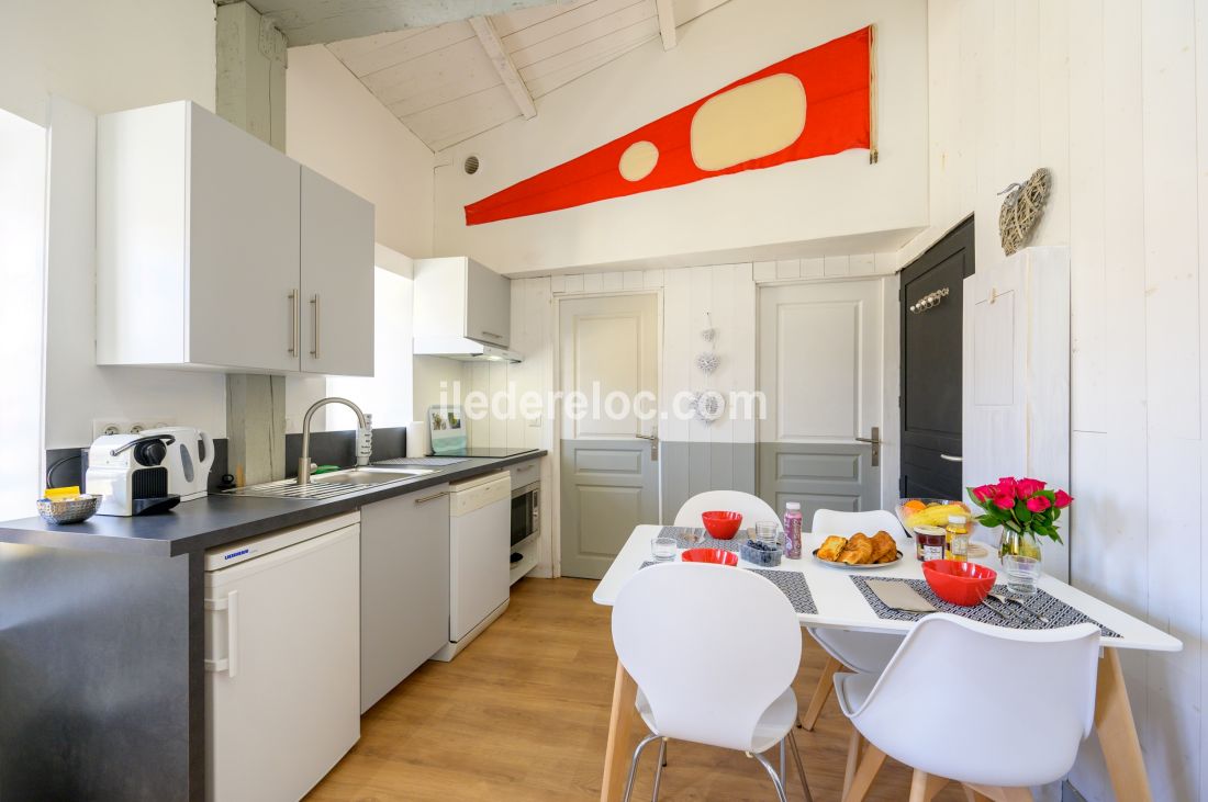 Photo 53 : NC d'une maison situ&eacute;e &agrave; Saint-Martin-de-R&eacute;, &icirc;le de R&eacute;.