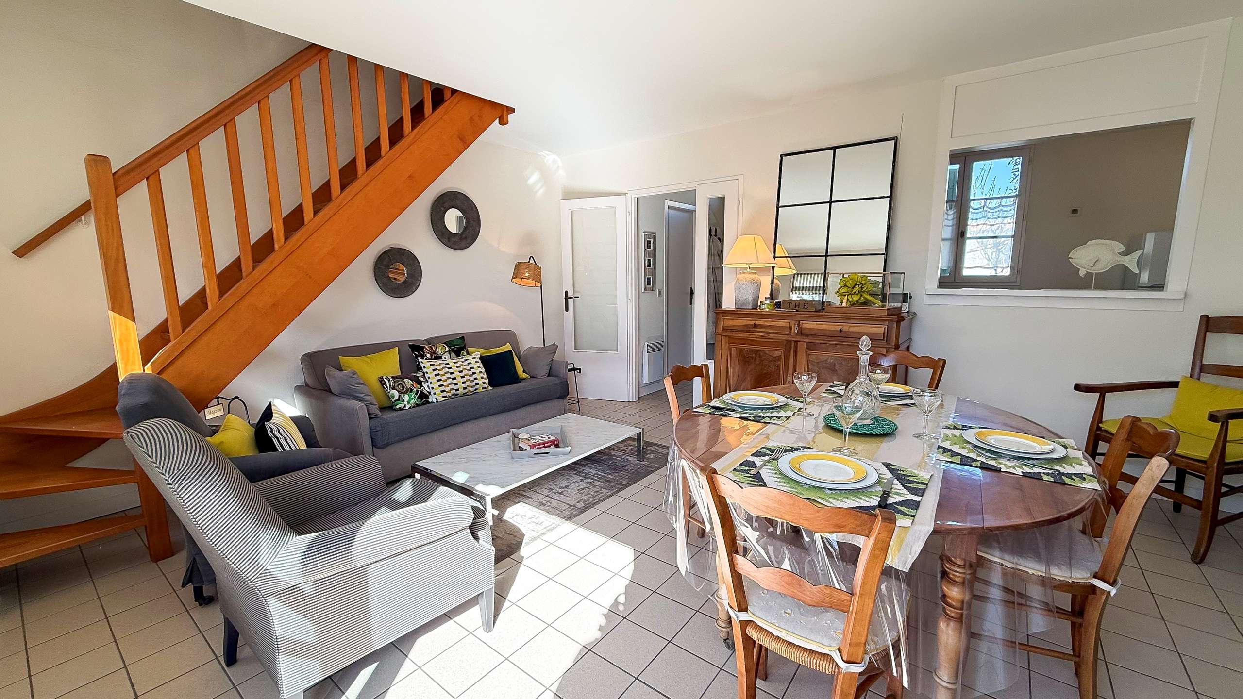 Photo 5 :  d'une maison situ&eacute;e &agrave; Le Bois-Plage-en-R&eacute;, &icirc;le de R&eacute;.