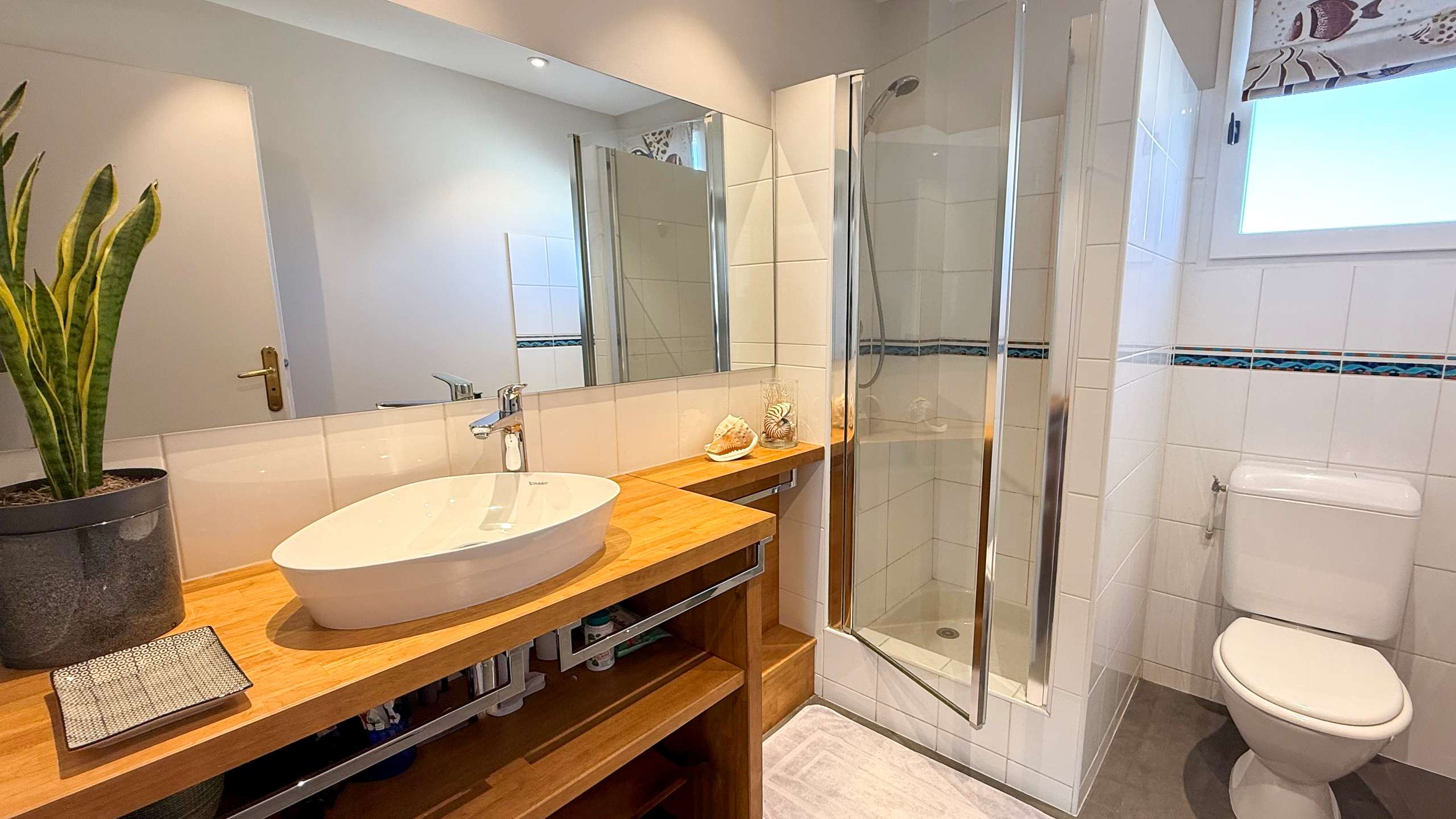 Photo 8 :  d'une maison situ&eacute;e &agrave; Le Bois-Plage-en-R&eacute;, &icirc;le de R&eacute;.