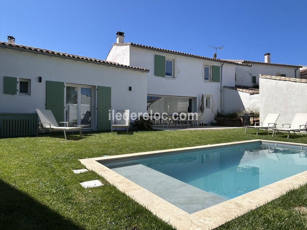 Photo 32 : EXTERIEUR d'une maison situ&eacute;e &agrave; Le Bois-Plage-en-R&eacute;, &icirc;le de R&eacute;.