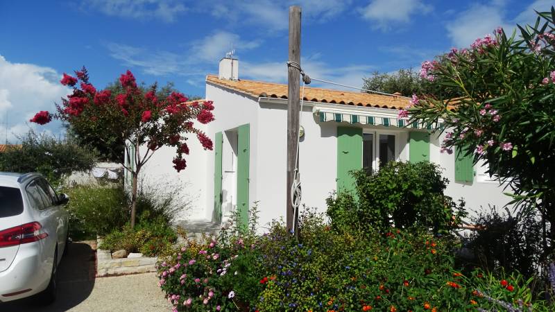 Photo 19 : JARDIN d'une maison située à La Flotte-en-Ré, île de Ré.