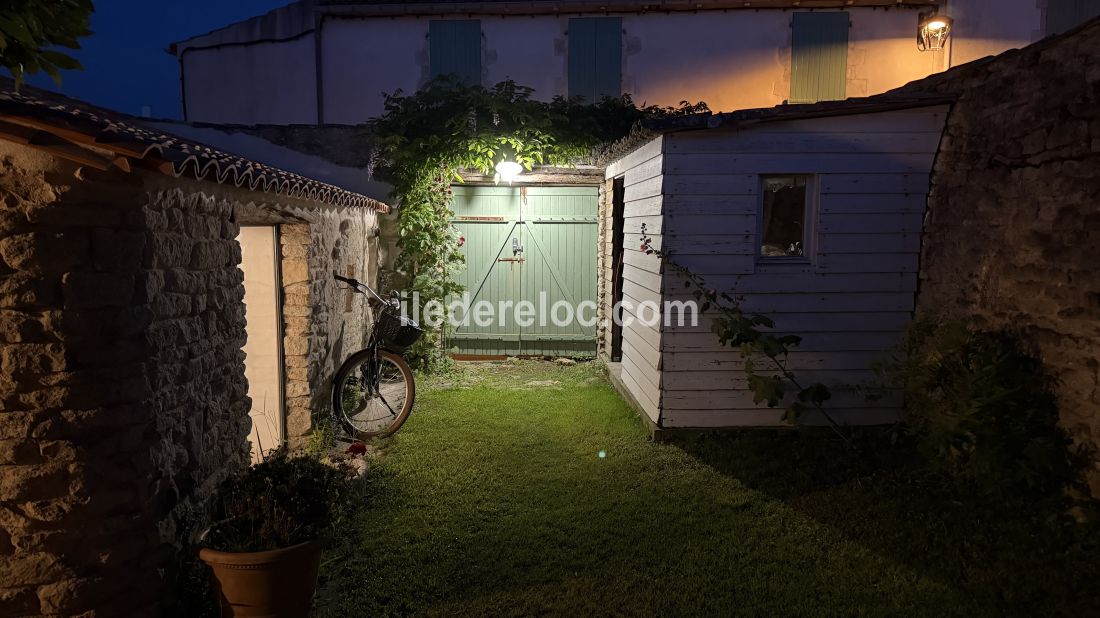 Photo 10 : NC d'une maison situ&eacute;e &agrave; Saint-Cl&eacute;ment-des-Baleines, &icirc;le de R&eacute;.