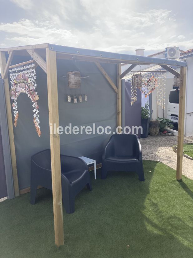 Photo 5 : PATIO d'une maison situ&eacute;e &agrave; La Flotte-en-R&eacute;, &icirc;le de R&eacute;.