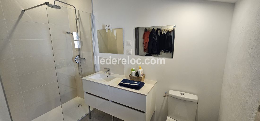 Photo 5 : NC d'une maison situ&eacute;e &agrave; La Flotte-en-R&eacute;, &icirc;le de R&eacute;.