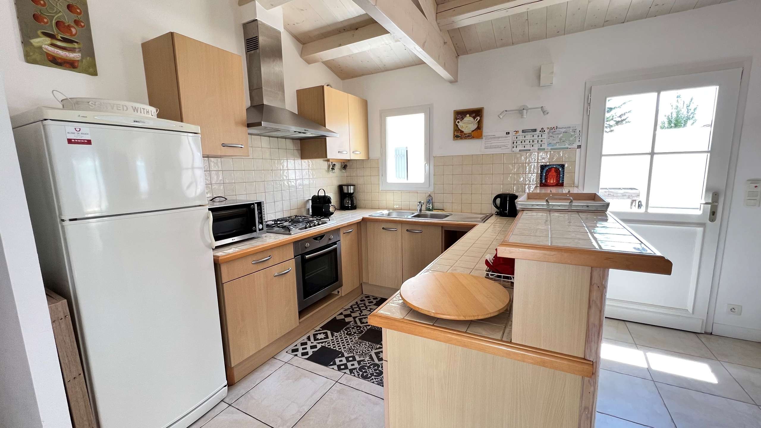 Photo 4 :  d'une maison situ&eacute;e &agrave; Le Bois-Plage-en-R&eacute;, &icirc;le de R&eacute;.