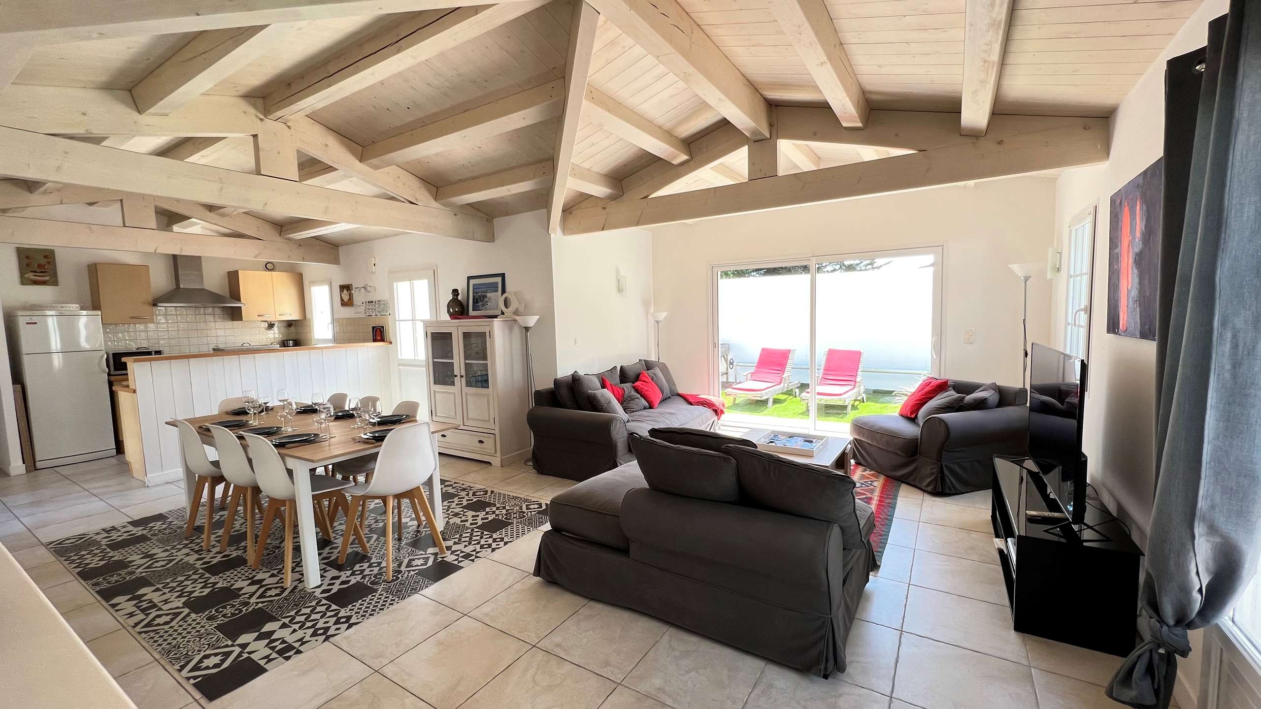 Photo 5 :  d'une maison situ&eacute;e &agrave; Le Bois-Plage-en-R&eacute;, &icirc;le de R&eacute;.