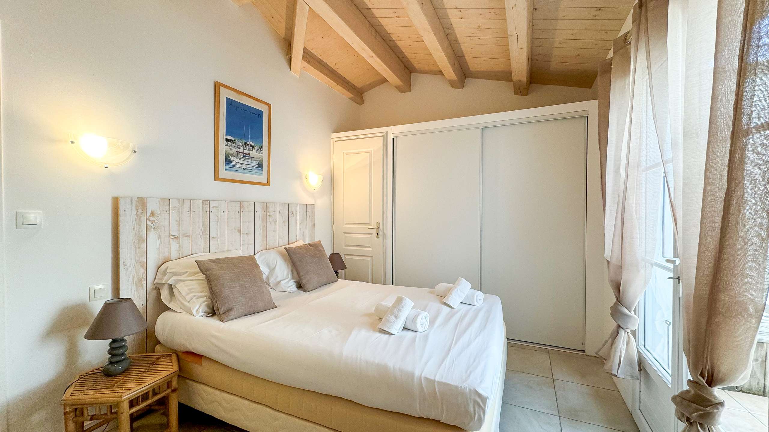 Photo 10 :  d'une maison situ&eacute;e &agrave; Le Bois-Plage-en-R&eacute;, &icirc;le de R&eacute;.