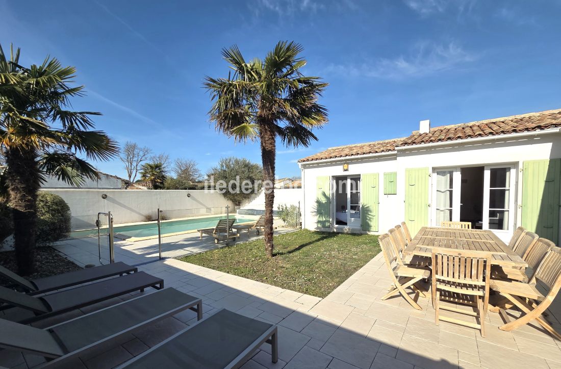 Photo 6 : EXTERIEUR d'une maison situ&eacute;e &agrave; Le Bois-Plage-en-R&eacute;, &icirc;le de R&eacute;.