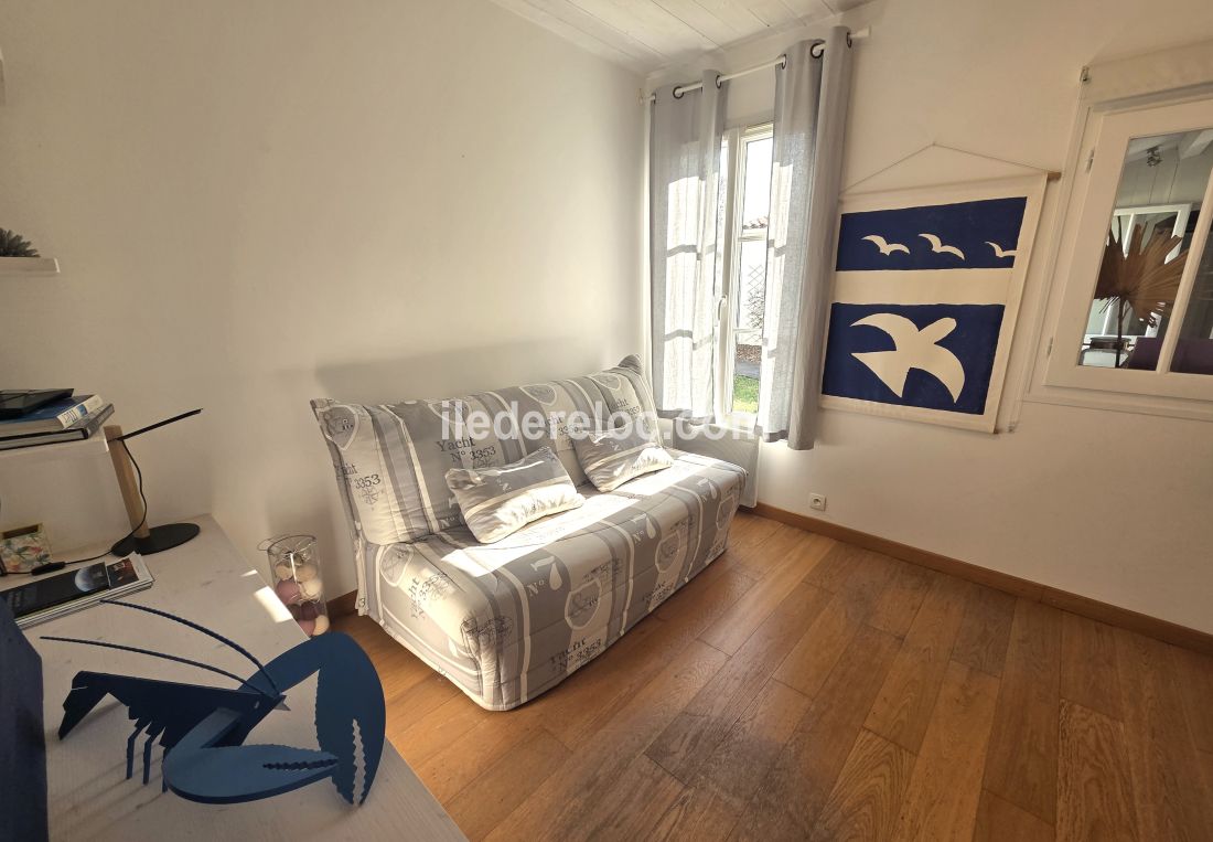 Photo 29 : BUREAU d'une maison situ&eacute;e &agrave; Le Bois-Plage-en-R&eacute;, &icirc;le de R&eacute;.