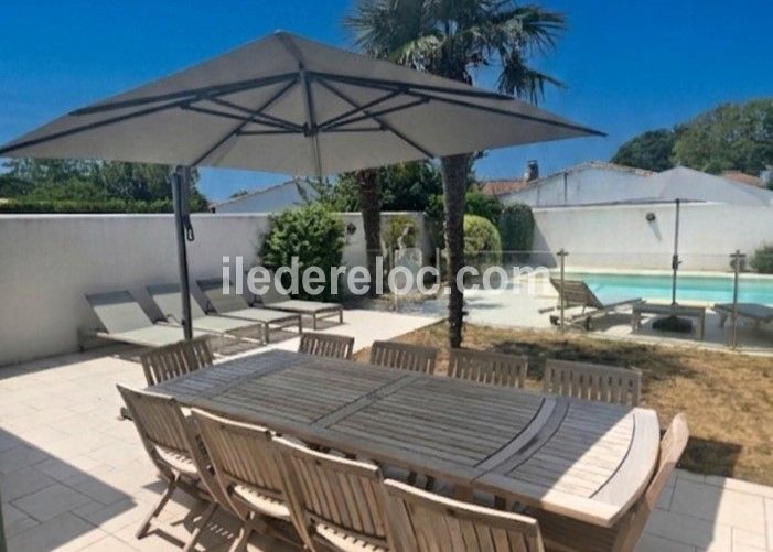 Photo 4 : TERRASSE d'une maison situ&eacute;e &agrave; Le Bois-Plage-en-R&eacute;, &icirc;le de R&eacute;.