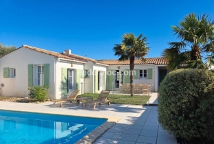 Ile de R&eacute;:Grande villa tiodore avec piscine, jardin, 8 à 10 pers