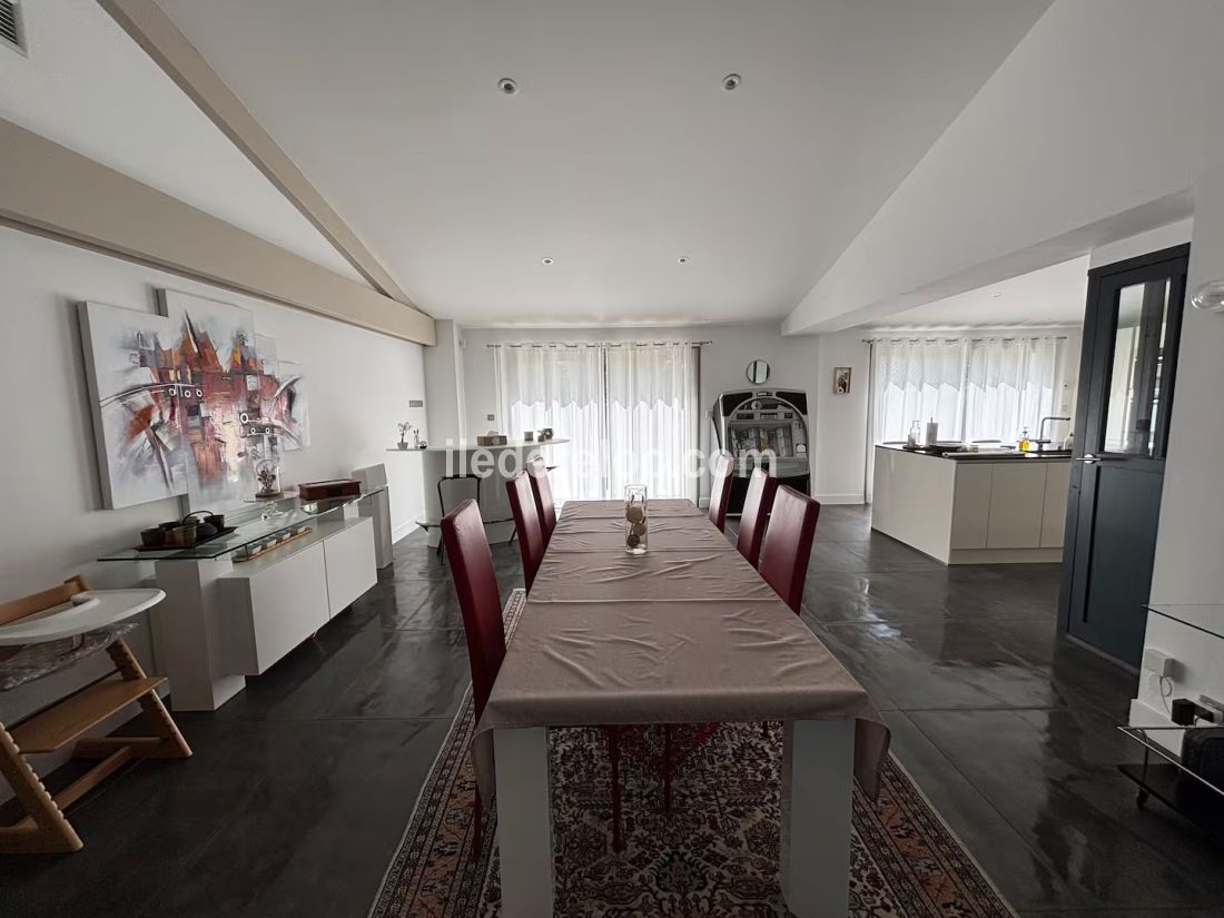 Photo 12 : SEJOUR d'une maison situ&eacute;e &agrave; Rivedoux-Plage, &icirc;le de R&eacute;.