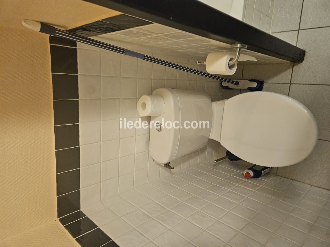 Photo 11 : NC d'une maison situ&eacute;e &agrave; Ars en R&eacute;, &icirc;le de R&eacute;.