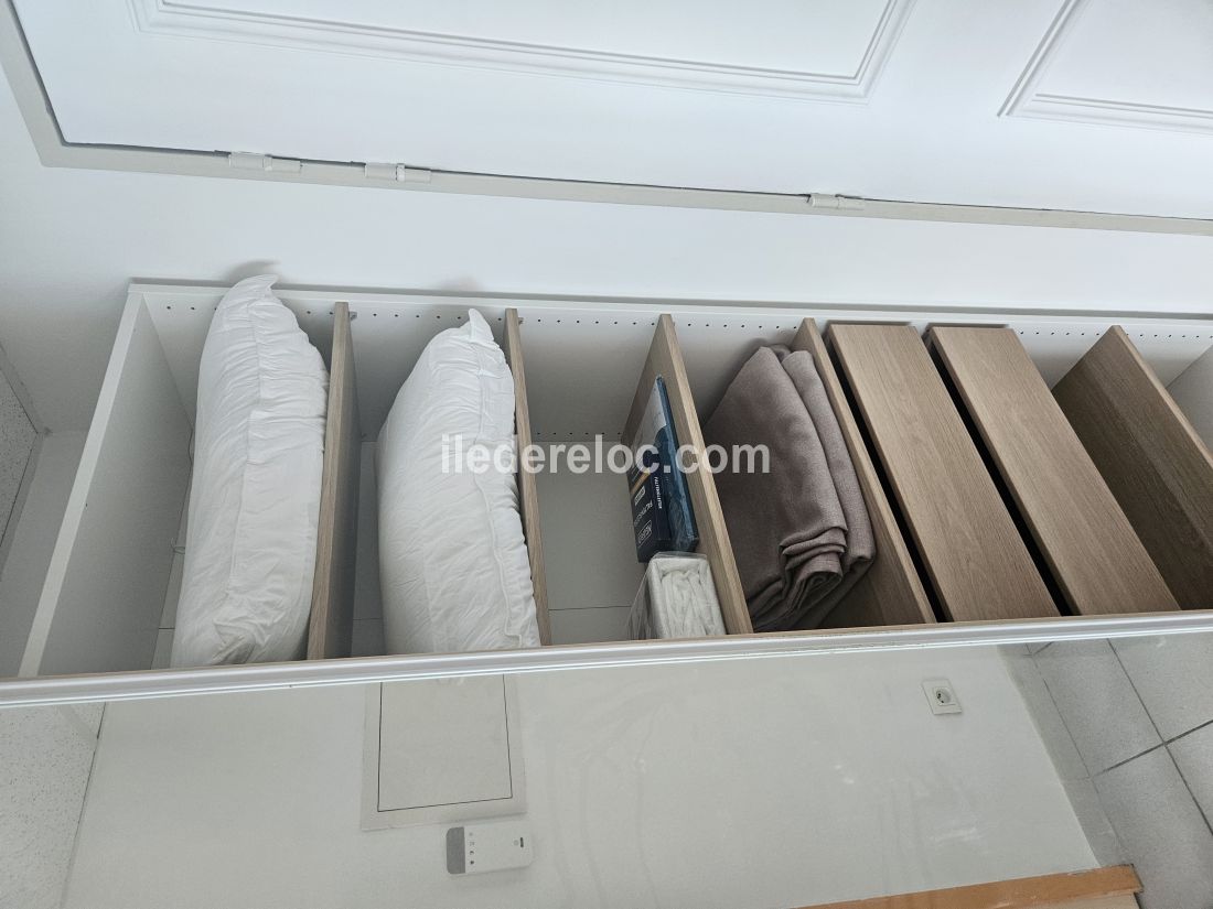 Photo 12 : NC d'une maison situ&eacute;e &agrave; Ars en R&eacute;, &icirc;le de R&eacute;.