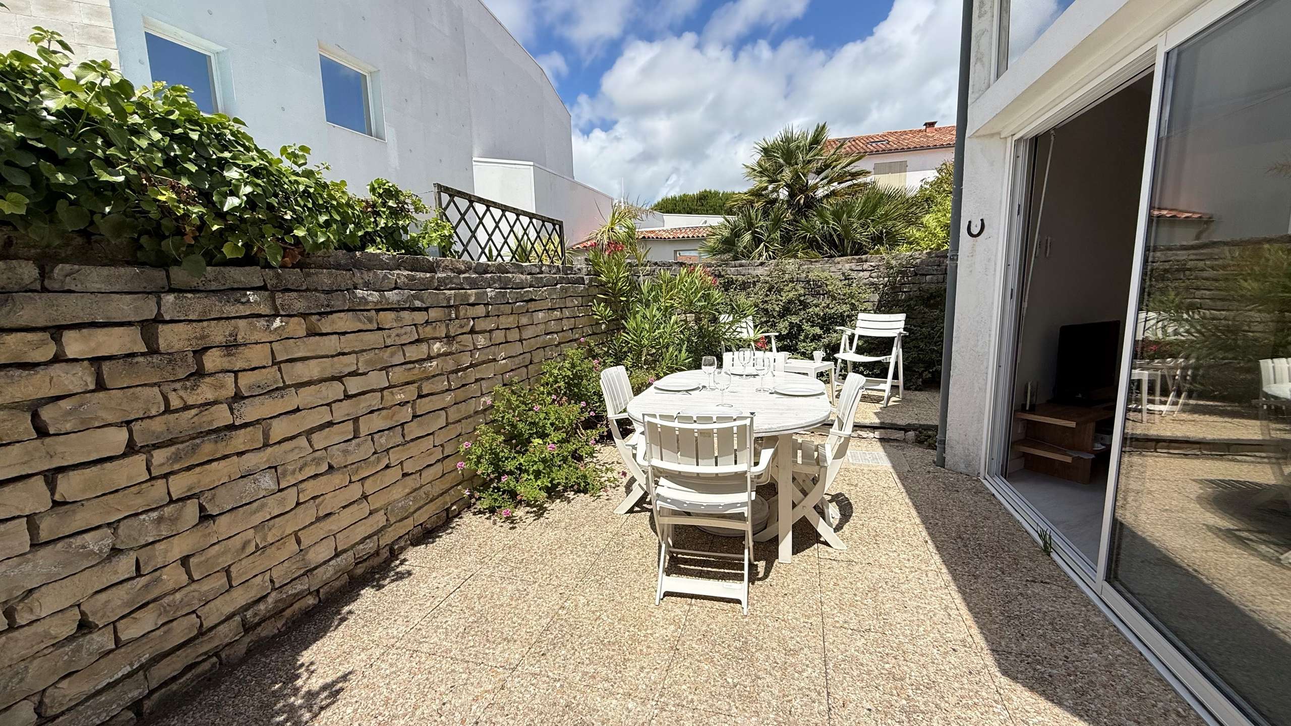 Photo 5 :  d'une maison situ&eacute;e &agrave; La Couarde-sur-mer, &icirc;le de R&eacute;.