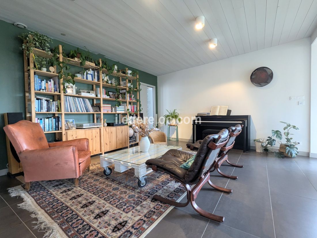 Photo 5 : NC d'une maison situ&eacute;e &agrave; Sainte-Marie-de-R&eacute;, &icirc;le de R&eacute;.