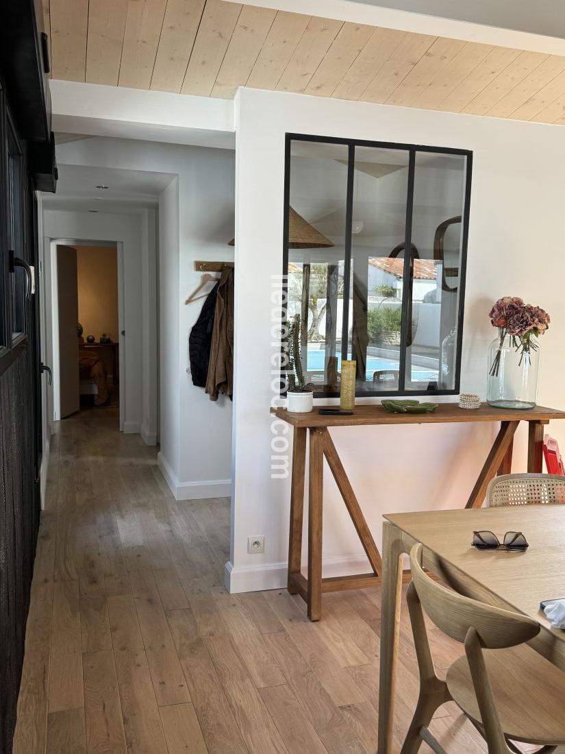 Photo 12 : NC d'une maison situ&eacute;e &agrave; Sainte-Marie-de-R&eacute;, &icirc;le de R&eacute;.