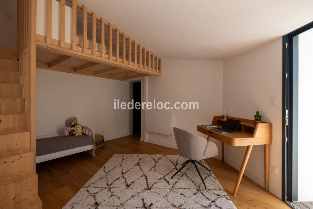 Photo 15 : NC d'une maison situ&eacute;e &agrave; Sainte-Marie-de-R&eacute;, &icirc;le de R&eacute;.
