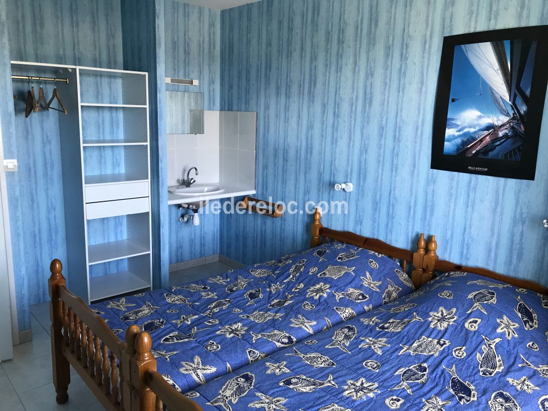 Photo 8 : CHAMBRE d'une maison situ&eacute;e &agrave; Saint-Cl&eacute;ment-des-Baleines, &icirc;le de R&eacute;.