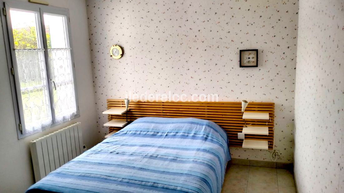 Photo 6 : CHAMBRE d'une maison situ&eacute;e &agrave; Saint-Cl&eacute;ment-des-Baleines, &icirc;le de R&eacute;.