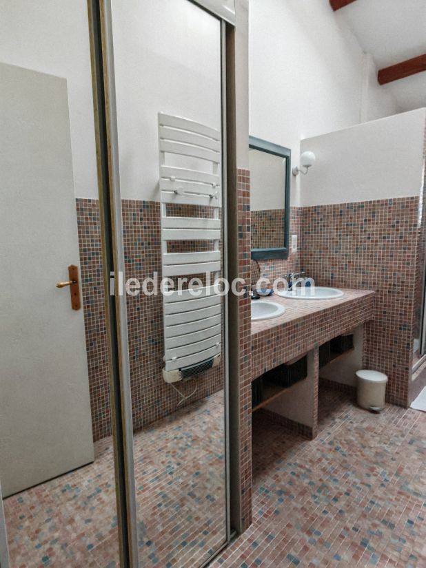 Photo 9 : NC d'une maison situ&eacute;e &agrave; Saint-Martin-de-R&eacute;, &icirc;le de R&eacute;.