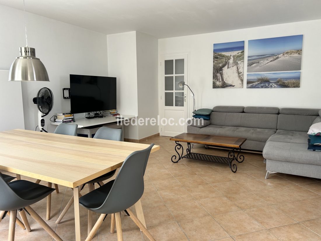 Photo 6 : NC d'une maison situ&eacute;e &agrave; La Flotte-en-R&eacute;, &icirc;le de R&eacute;.