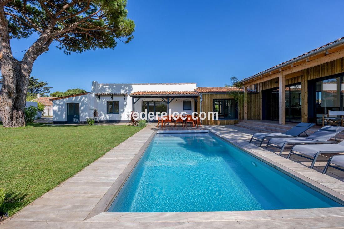 Photo 27 : PISCINE d'une maison situ&eacute;e &agrave; La Couarde-sur-mer, &icirc;le de R&eacute;.